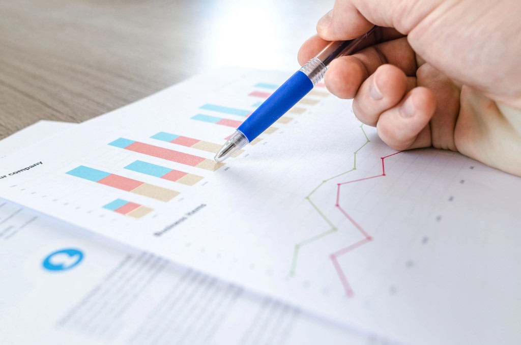Custom analytics and reporting for workforce skills